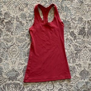 a cute lulu tank top